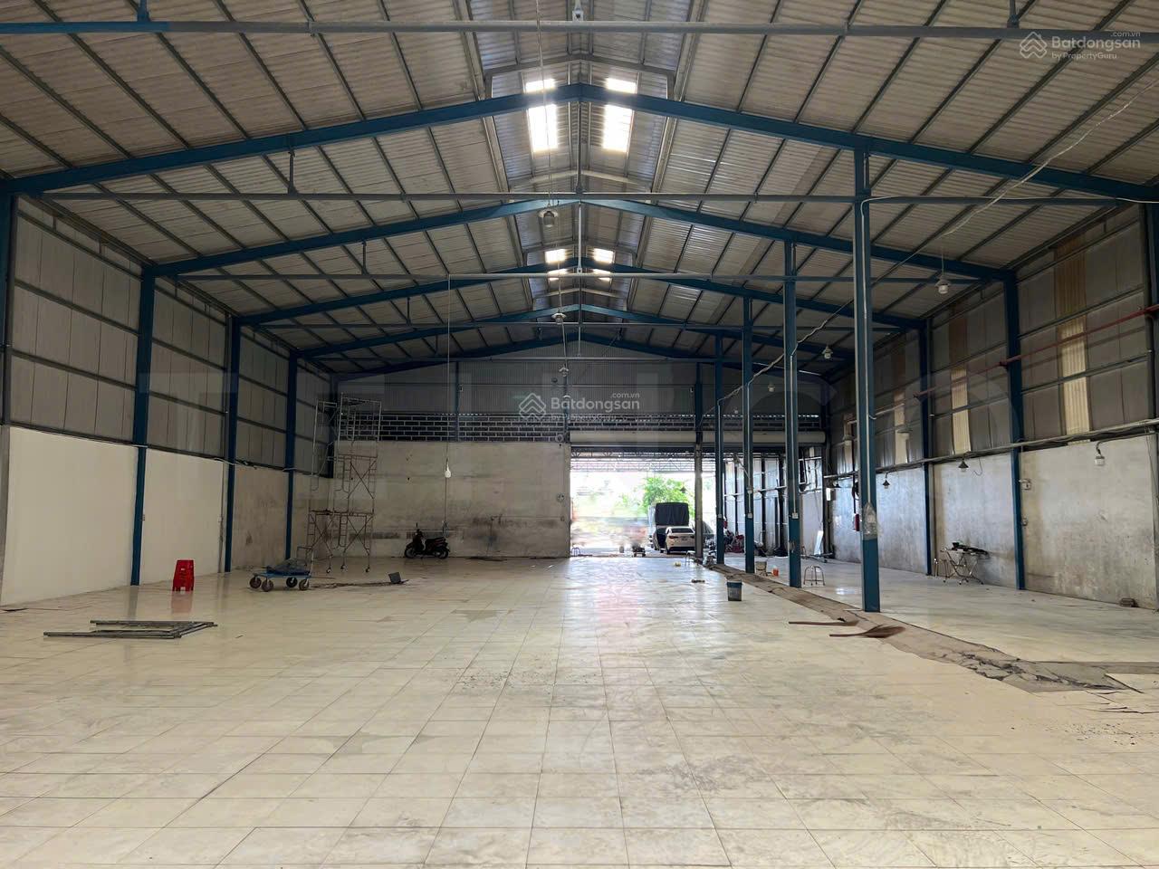 Kho xưởng 1.400m² có PCCC, mặt tiền đường Quốc Lộ 91B Nguyễn Văn Linh, lộ Container Kho xưởng 1.400m² có PCCC, mặt tiền đường Quốc Lộ 91B Nguyễn Văn Linh, lộ Container