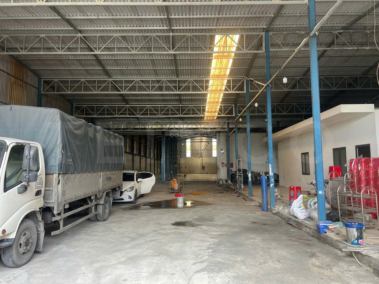 Kho xưởng 1.400m² có PCCC, mặt tiền đường Quốc Lộ 91B Nguyễn Văn Linh, lộ Container Kho xưởng 1.400m² có PCCC, mặt tiền đường Quốc Lộ 91B Nguyễn Văn Linh, lộ Container