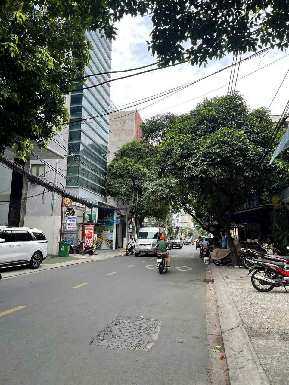 Kẹt tiền Bán Nhà Mặt Tiền khu VIP Bàu Cát, Tân Bình ngang lớn cực hiếm 6mx27,6m, CN đủ, giá 23,5 Tỷ