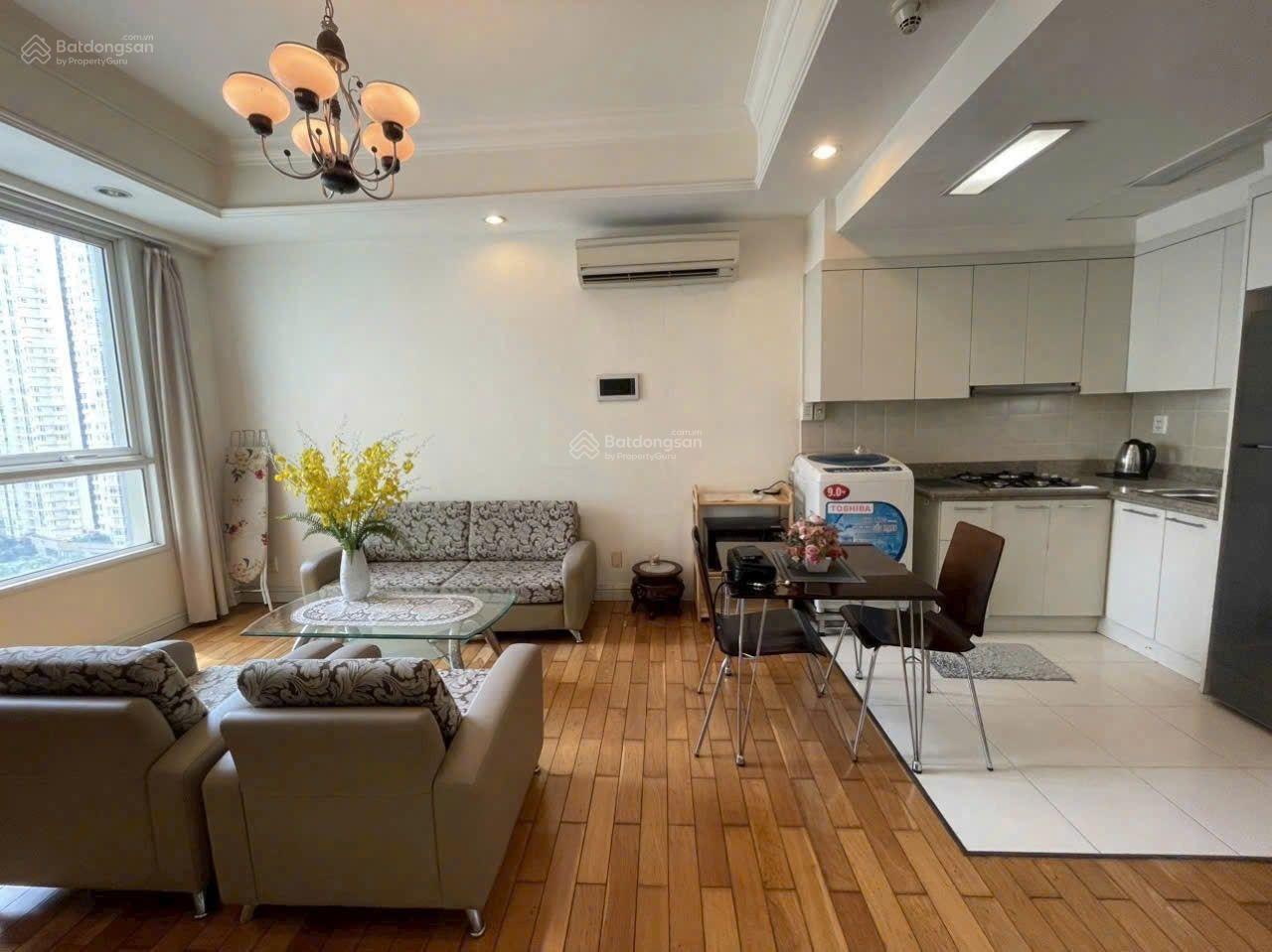 Cho thuê The Manor 1pn 1wc 51m2 giá 14tr