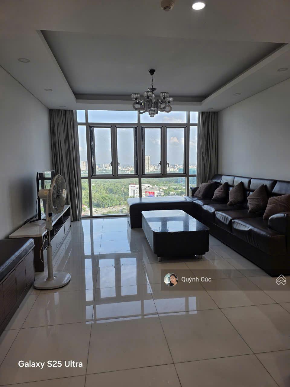 Cho thuê CH The Vista An Phú 135m2 3PN 3WC view xa lộ giá 35 triệu bao phí ở phường An Phú Q2 HCM