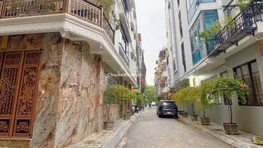 Cho thuê nhà Dương Nội gần Aeon Mall Hà Đông - CV Thiên Văn Học - Ô tô - thang máy - Giá 18Tr