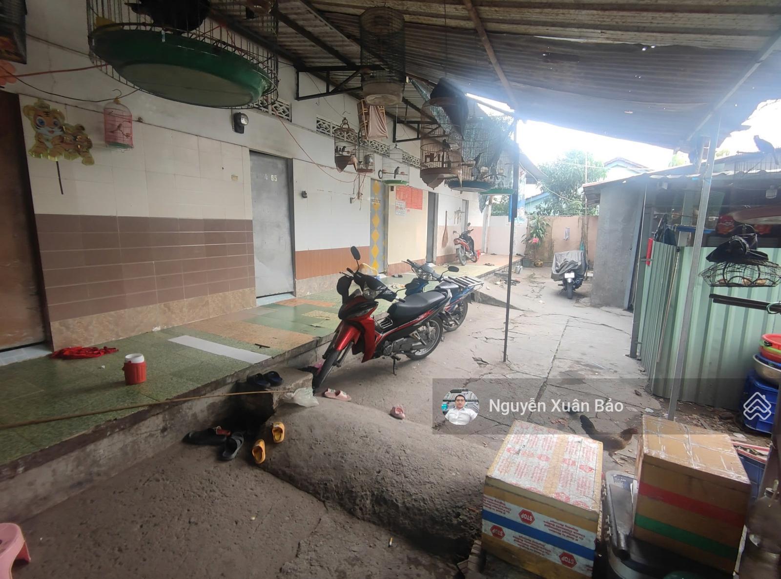 Kèo thơm gần chợ Hưng Long, 381m2 full thổ cư hẻm xe hơi, giá 5tỷ5 TL tách được 02 nền
