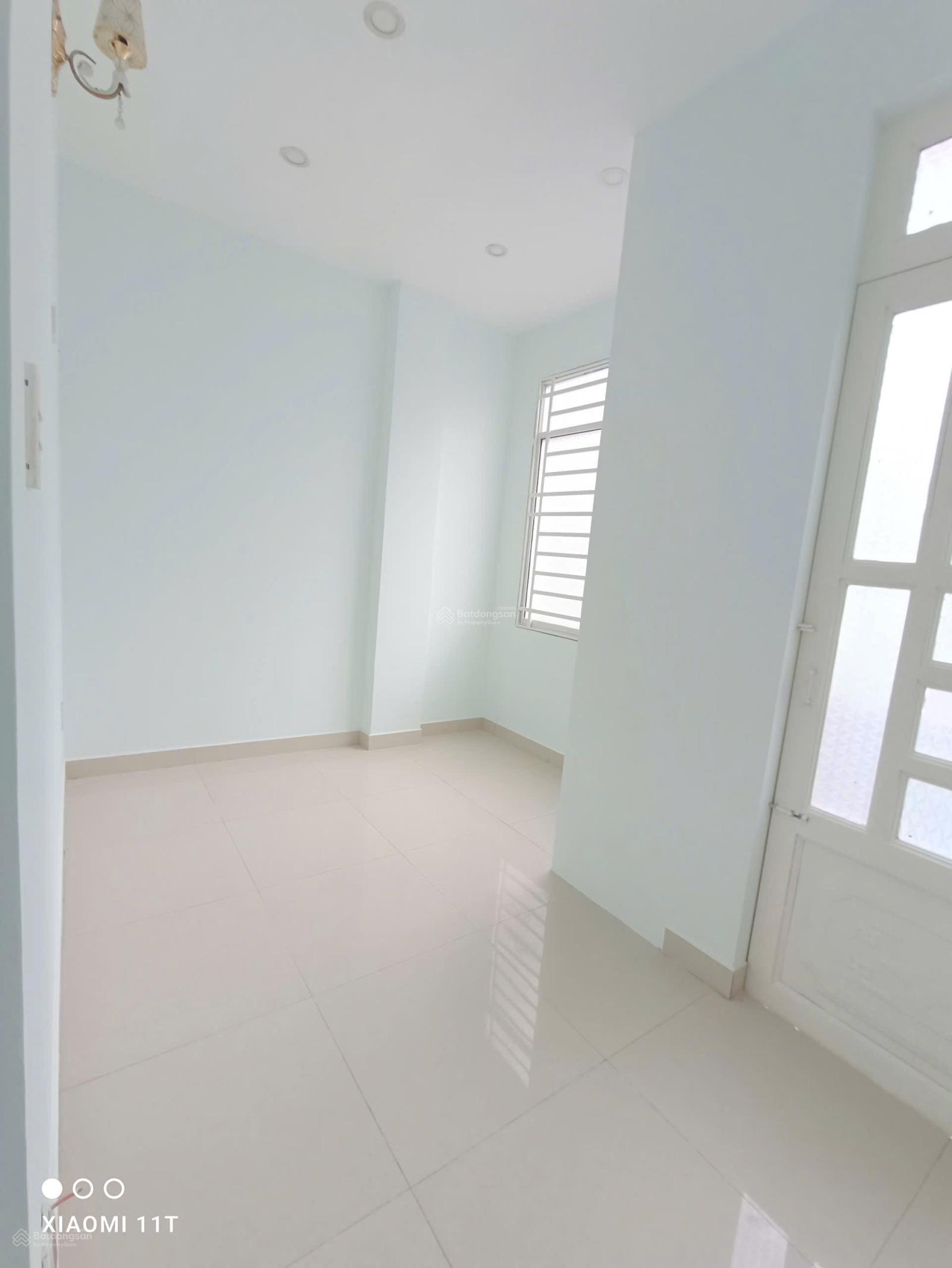 Bán nhà mặt phố Đường 10, 4,6 tỷ, 51m2, 2PN + 2WC, giá tốt