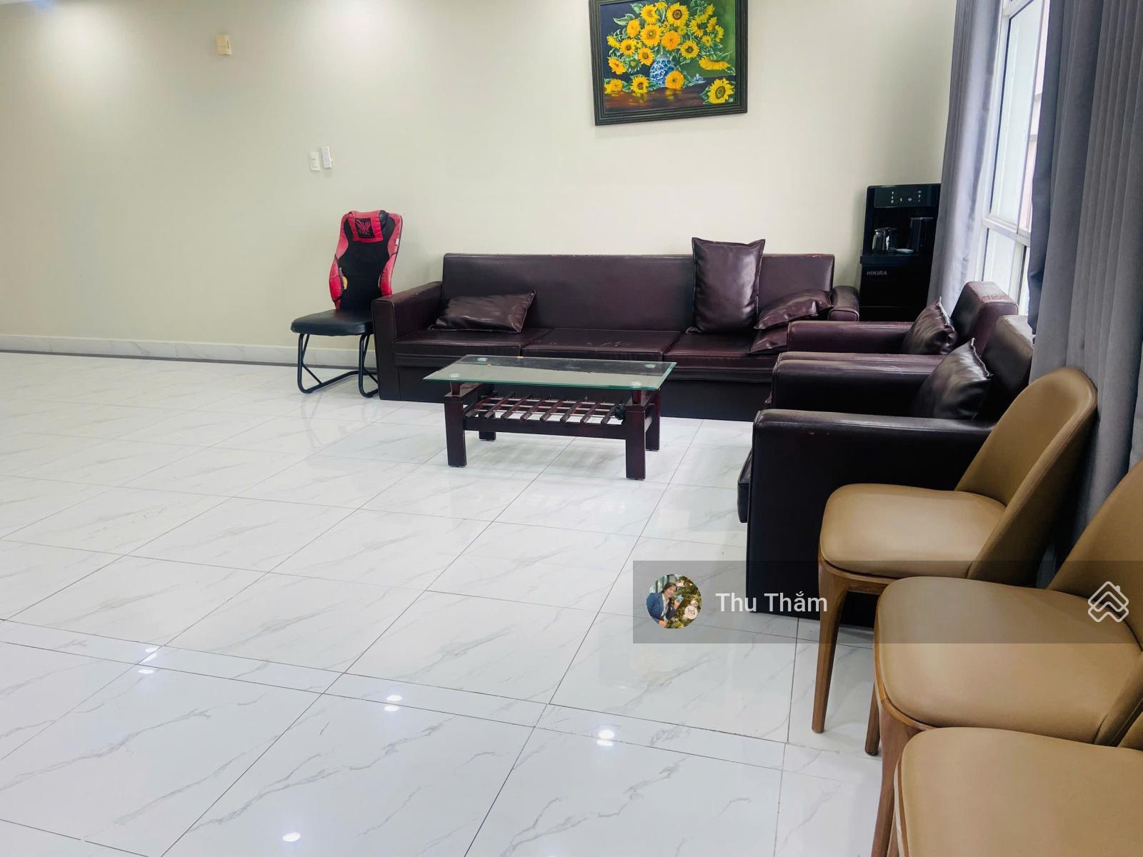 Cho thuê căn hộ thông tầng chung cư Giai Việt, 856 Tạ Quang Bửu, 6PN, 4WC giá 22tr/ tháng, nhà mới