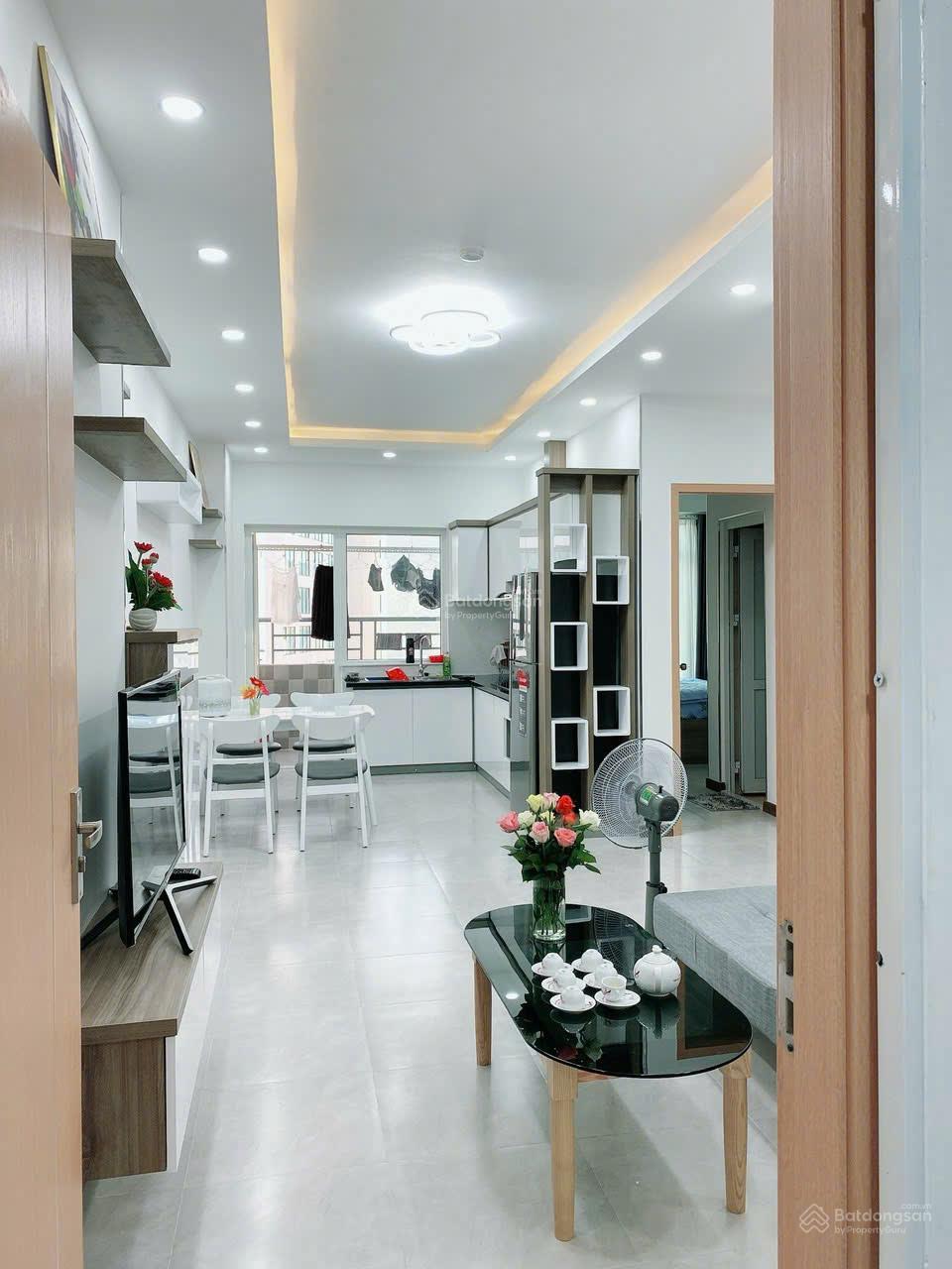 Bán lỗ căn hộ biển 58.8m2 full nội thất, 2PN 2WC giảm còn 2.8 tỷ