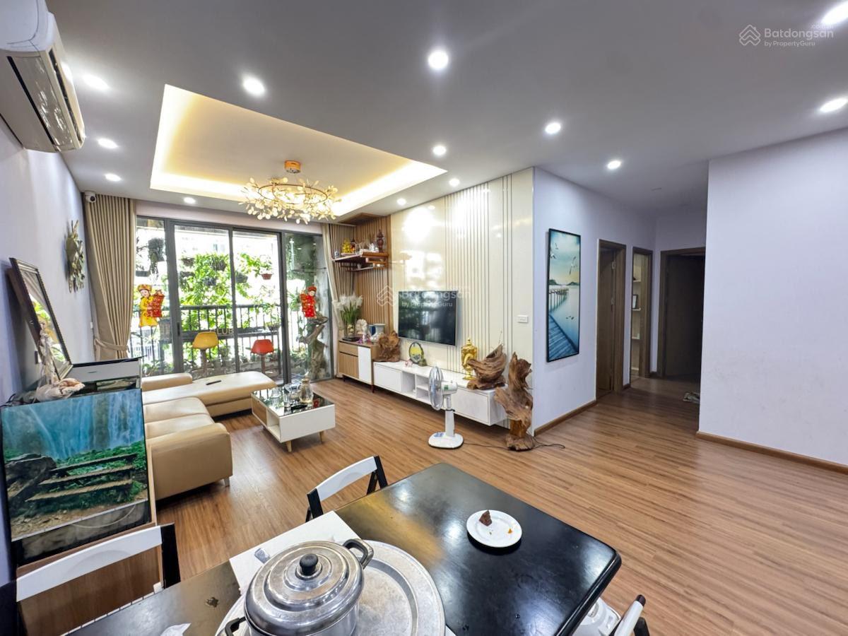 Bán căn hộ chung cư Yên Hoà Sunshine Vũ Phạm Hàm. DT 145m2 nhà 3 ngủ ban công Đông Nam