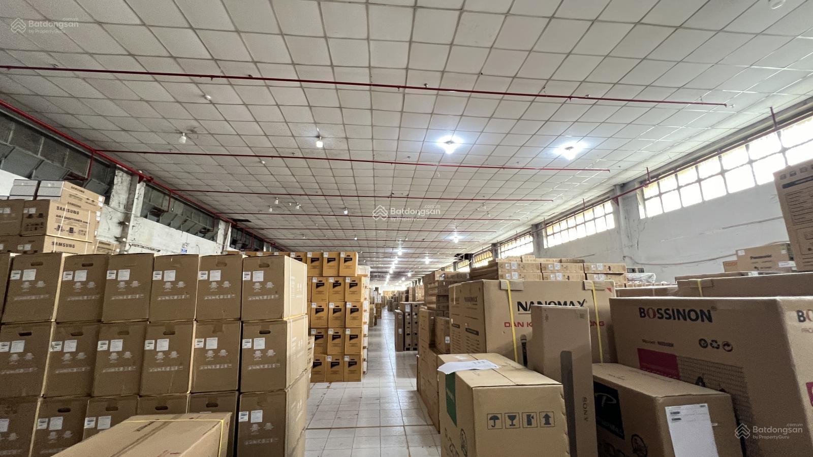 Cho thuê kho xưởng 1500m2 gần ngã tư Thủ Đức, PCCC tự động nghiệm thu, đường xe cont