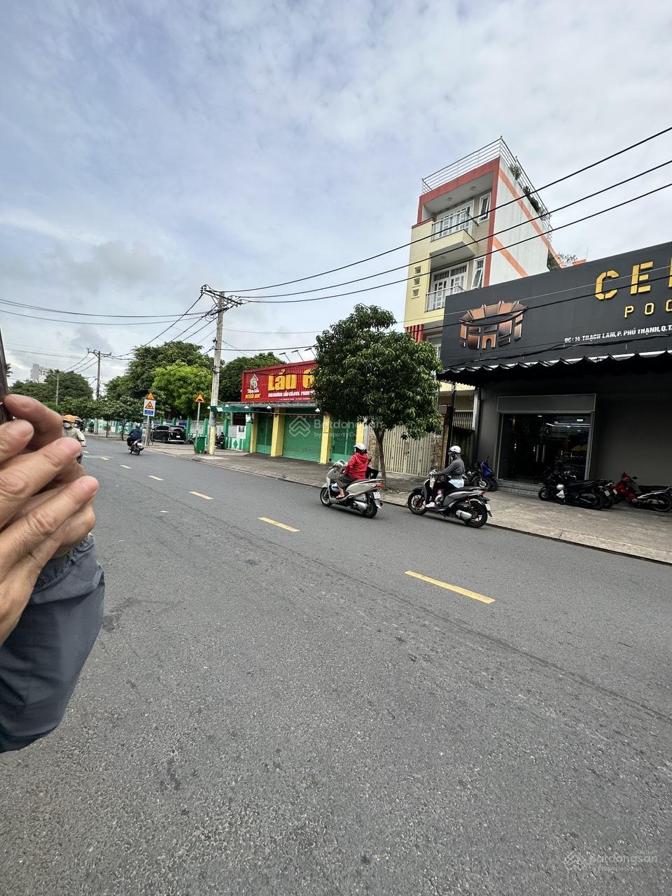 65 tỷ .DT LỚN 290 m2 - NHÀ MT THẠCH LAM Q. TÂN PHÚ . 10.8 X 26.5 M