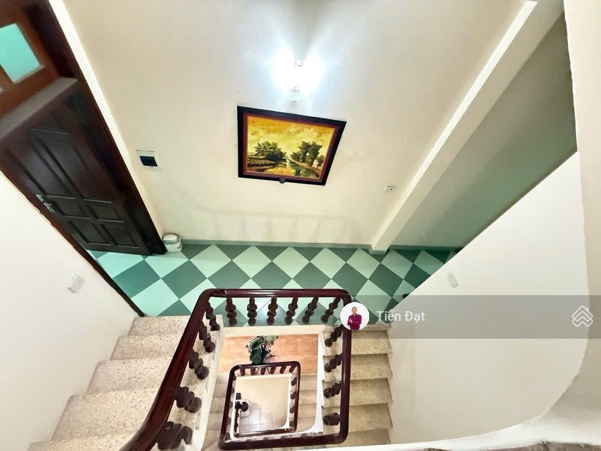 BÁN NHÀ RIÊNG 409 KIM MÃ,GẦN HỒ NGỌC KHÁNH,NHÀ DÂN XÂY,DIỆN TÍCH 63M2 ,2 THOÁNG SÁNG , XEM LÀ MUA.