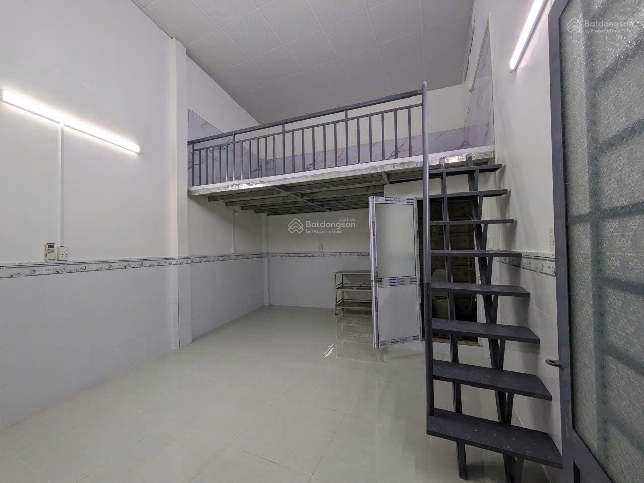 Bán dãy trọ 7p đường Đông Hưng Thuận 06. DT : 7m x 26m đường xe hơi 7m . Đang cho thuê 21tr/tháng Bán dãy trọ 7p đường Đông Hưng Thuận 06. DT : 7m x 26m đường xe hơi 7m . Đang cho thuê 21tr/tháng