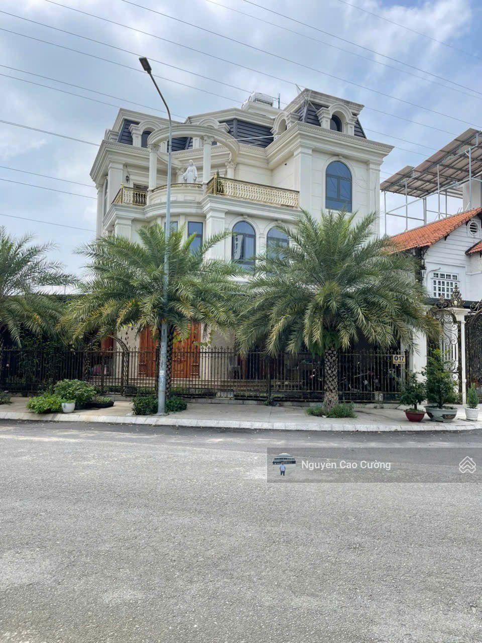 Biệt thự View Sông 254m2 có Thang máy, đường 20m, Khu Biệt thự KDC Phú Nhuận, Lê Thị Riêng, Thới an