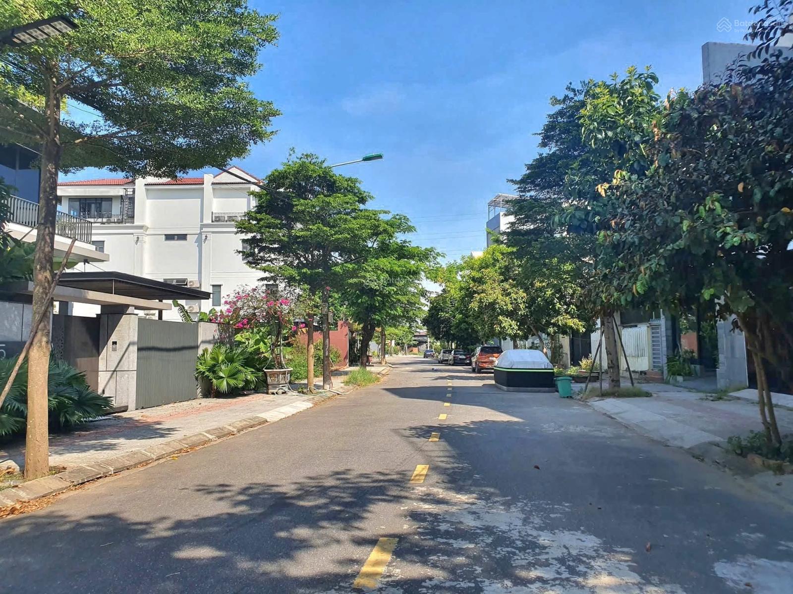 Bán nhanh lô góc view sông Hoà Xuân đường Nguyễn Đình Thi vị trí siêu đẹp DT 333m