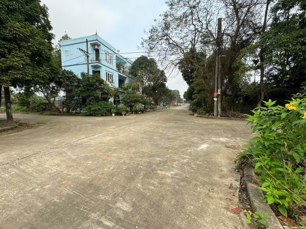 Cần tiền bán nhanh mảnh góc trục chính Linh Sơn, Bình Yên Hạ Bằng Hoà Lạc gần trường ĐH FPT và CNC