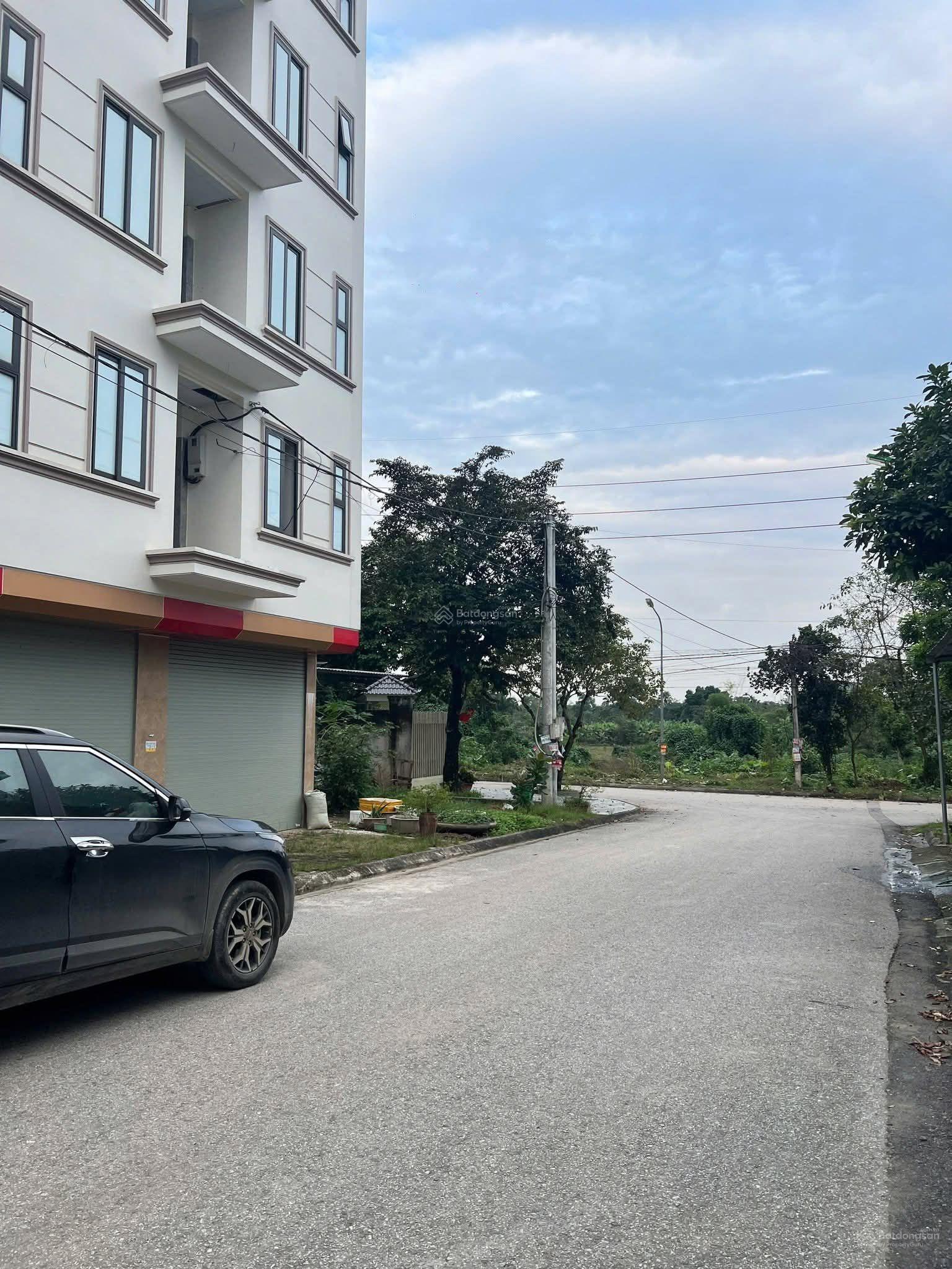 Bán tòa chung cư mini 46 phòng mới xây . dt 150m2 khu tái định cư bắc phú cát giá chỉ hơn 15 tỷ