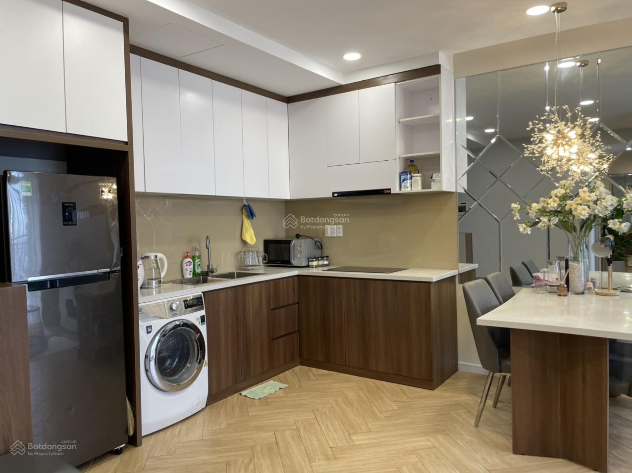 Cho thuê 2 phòng nội thất cao cấp Sunrise Riverside