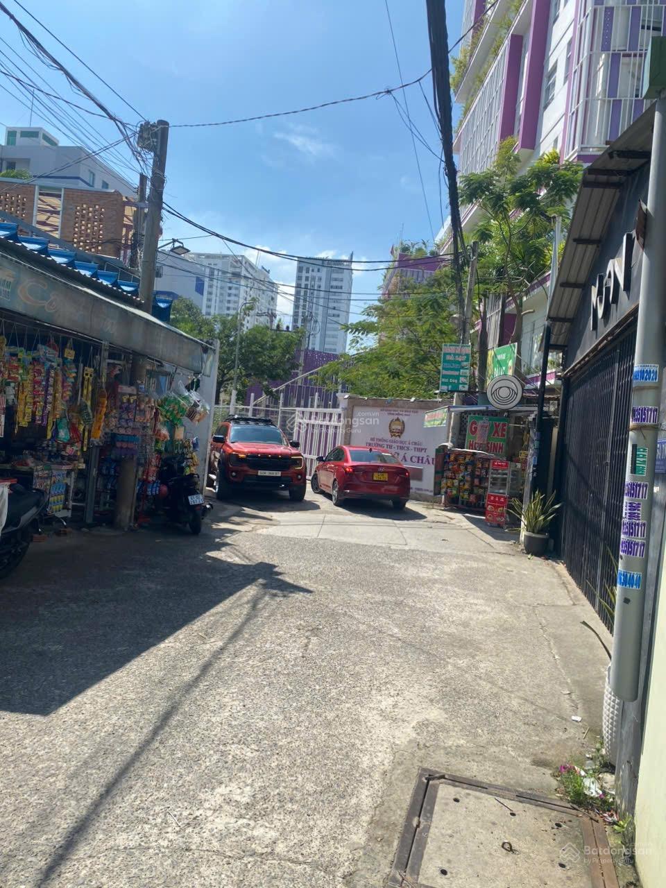 Bán nhà sổ thổ cư 1 trệt 1 lầu cách đường Cách Mạng Tháng 8 200m trung tâm giá 9,8 tỷ 0794 290 *** Bán nhà sổ thổ cư 1 trệt 1 lầu cách đường Cách Mạng Tháng 8 200m trung tâm giá 9,8 tỷ 0794 290 ***