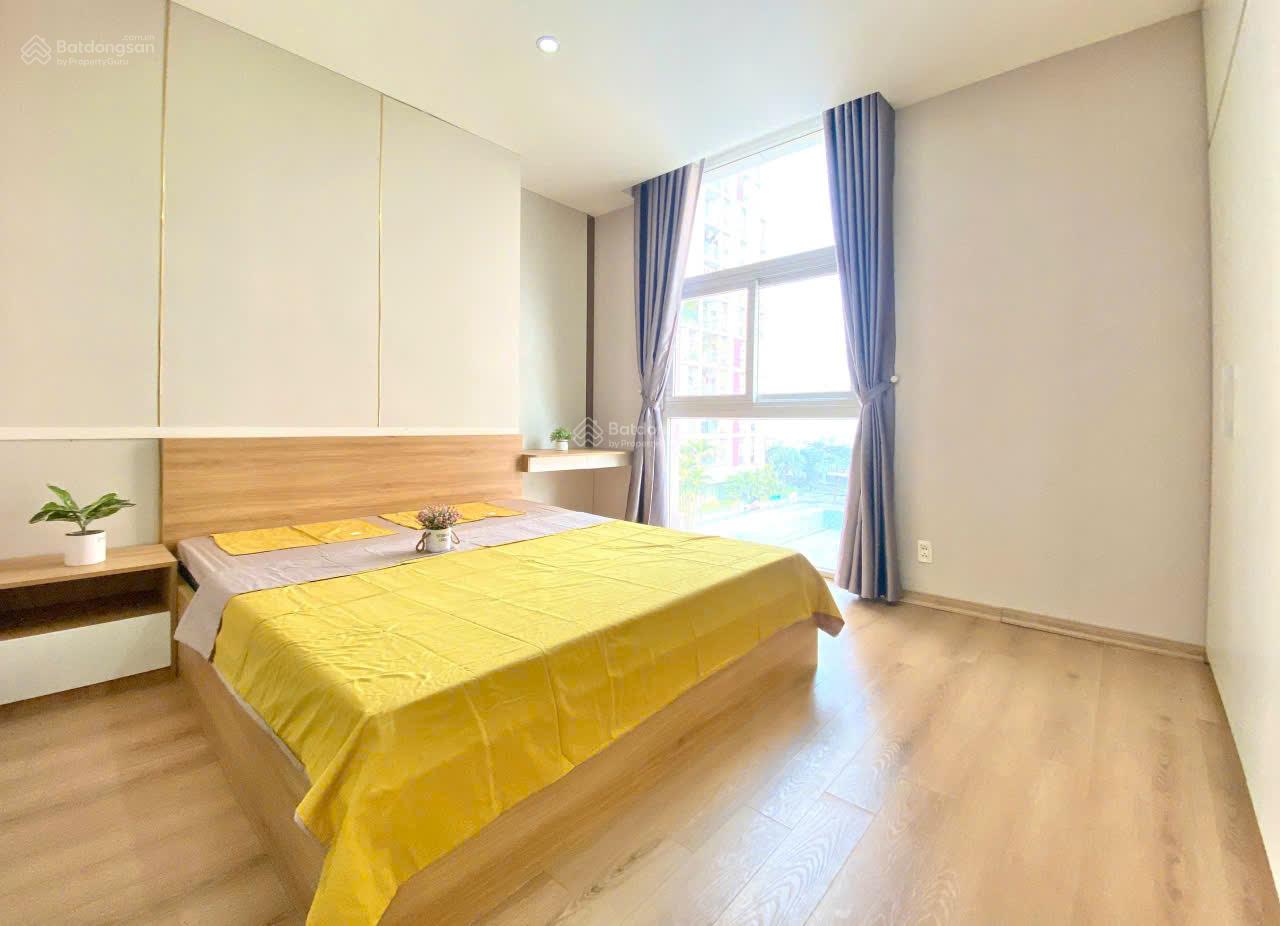 Bán gấp căn hộ 3 phòng ngủ rộng thoáng ,đầy đủ nội thất giá cực rẻ tại Tố Hữu Hà Đông.LH 0988 125 ***