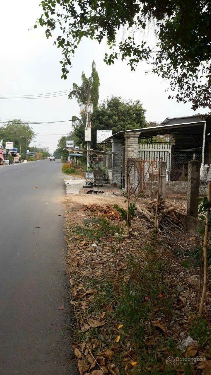 Bán đất mặt tiền đường Tỉnh Lộ 7, 10x37=371m2, có 265m2 thổ cư, khu dân cư hiện hữu, giá 5,8 tỷ