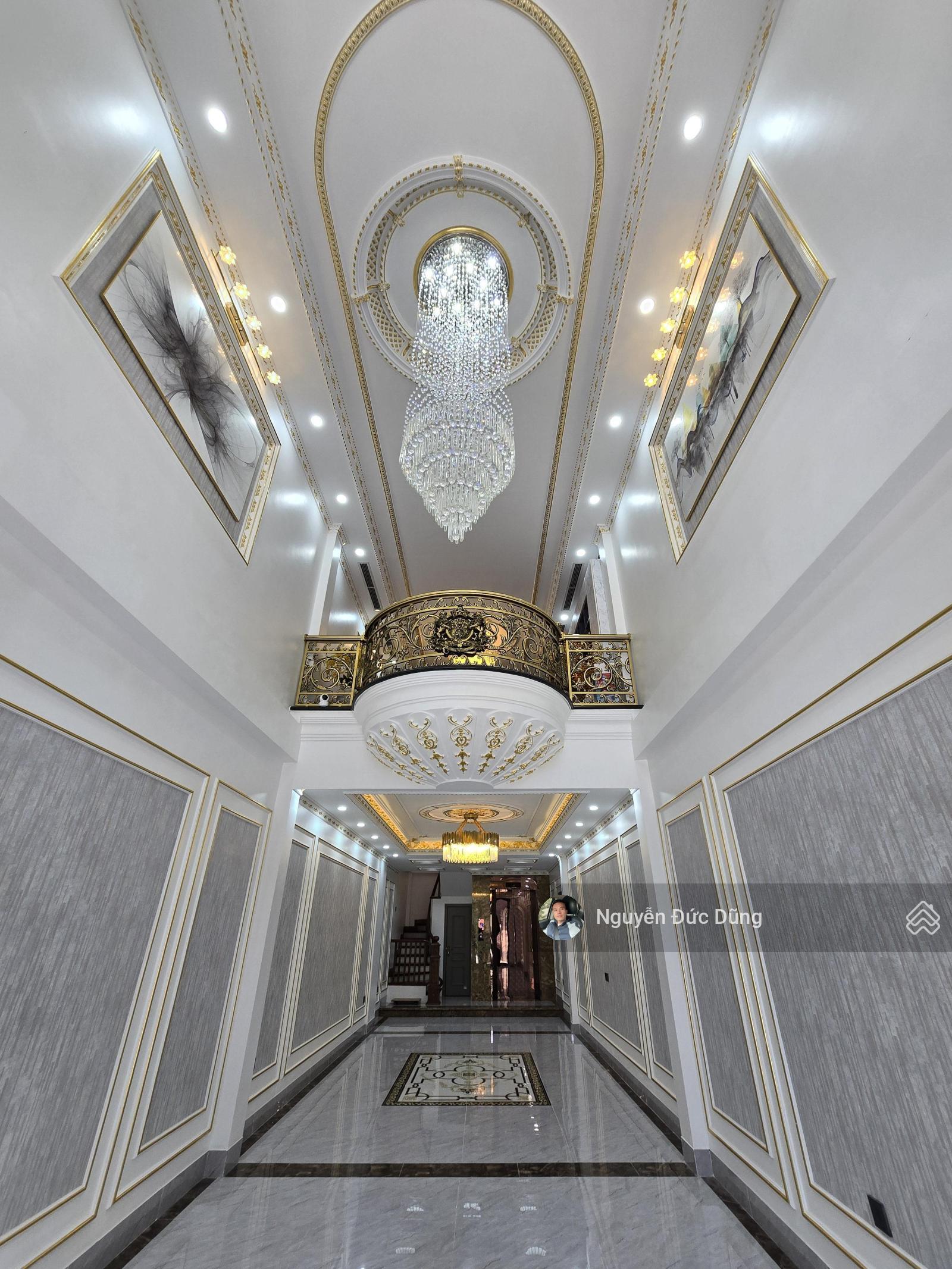 Mặt Phố NGUYỄN LAM 65m2 x 7 Tầng 21.6 Tỷ Đẳng Cấp Châu Âu