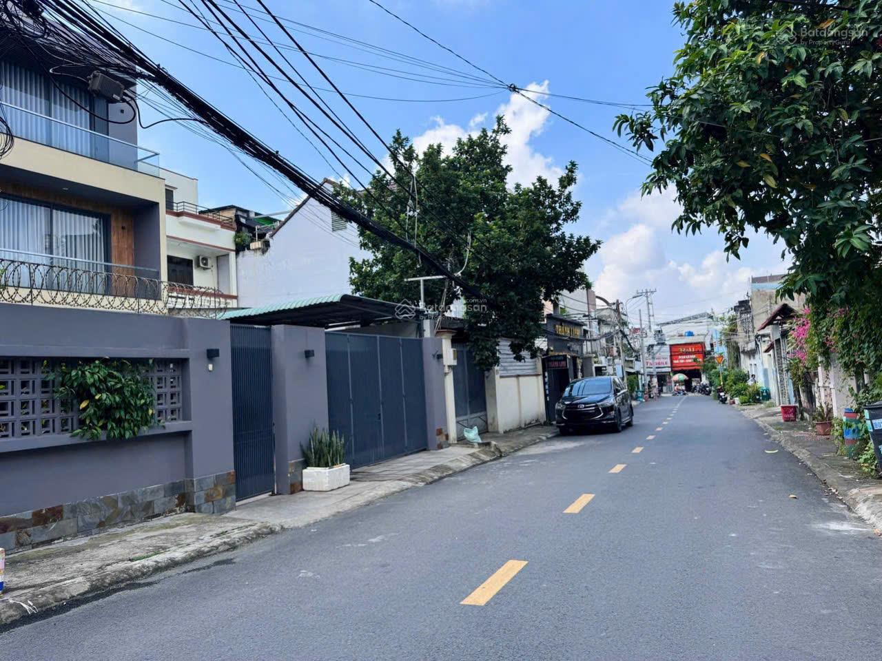 Bán nhà mặt tiền Chợ Tam Hà - Thủ Đức - 129M2 (6.5 x 19) - Đường 10M - Kinh Doanh Cực Đỉnh