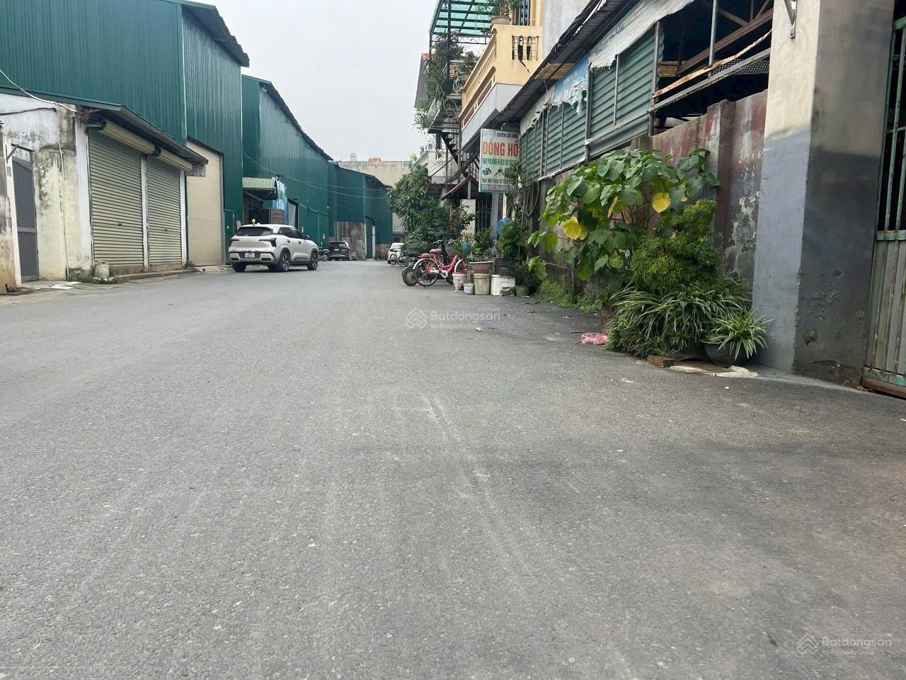 Bán đất trục chính tại xã Bình Minh Thanh Oai đường 2 ô tô tránh nhau giá nhỉnh 5 tỷ kinh doanh