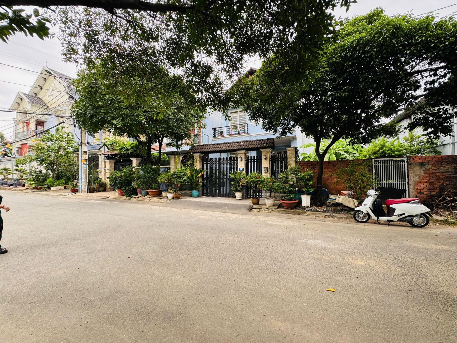 Bán gấp lô đất biệt thự khu Coca Cola đường Linh Trung, ngay gần ga Metro, khu cao cấp đồng bộ