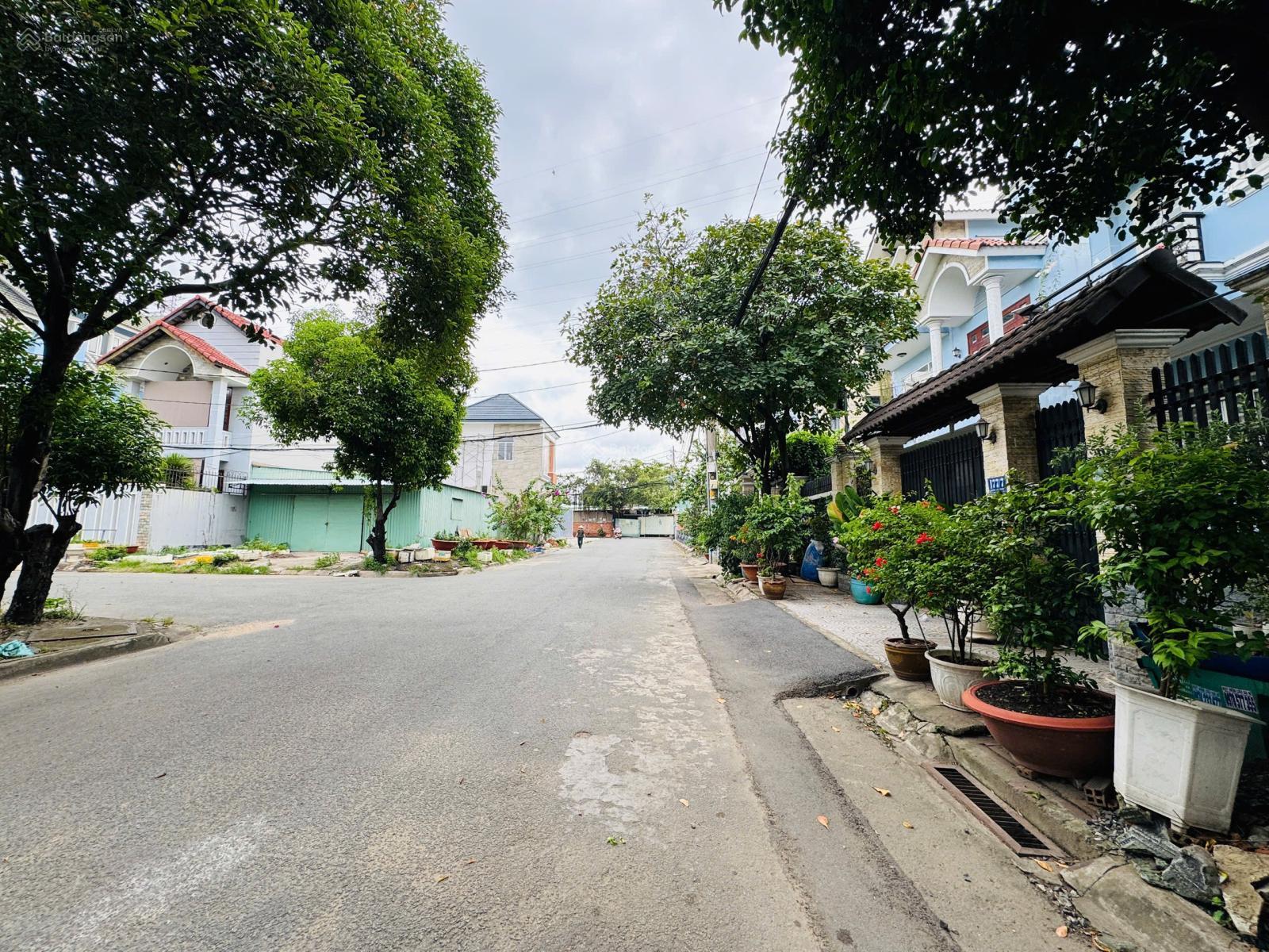 Bán gấp lô đất biệt thự khu Coca Cola đường Linh Trung, ngay gần ga Metro, khu cao cấp đồng bộ