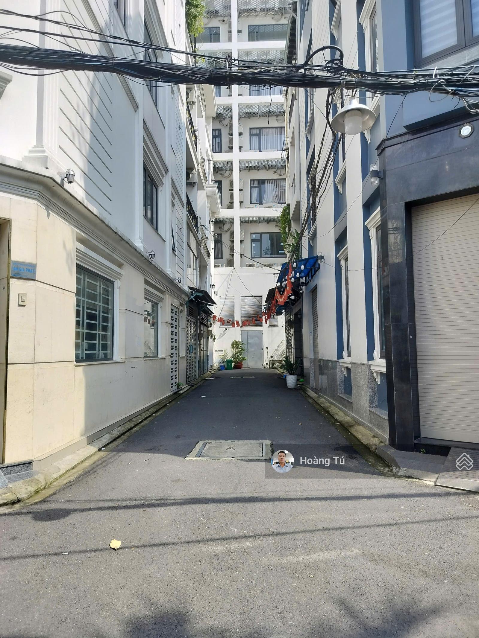 Bán nhà góc 2MT ngay khu Bàu Cát, P14 Tân Bình (4m*13m) trệt lửng 2 lầu ST nhà mới, chỉ 10 tỷ TL