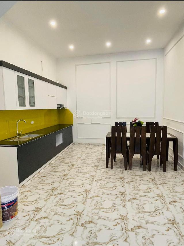 Cần cho thuê gấp nhà Đội Cấn - Ngọc Hà, DT 45m2 x 4 tầng, đủ đồ. Gía 13tr/th 0973 848 ***