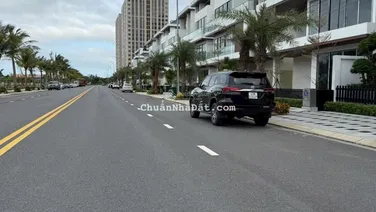 Cần tiền bán nhanh lô Thạch Sơn 3, gần 10 toà chung cư giá tốt nhất thị trường