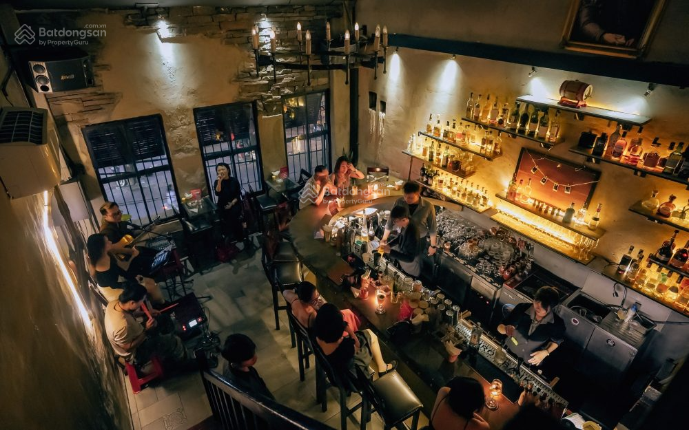 Cho thuê mặt bằng làm quán bar, pub, Cooktail, DJ tại trung tâm Quận 1