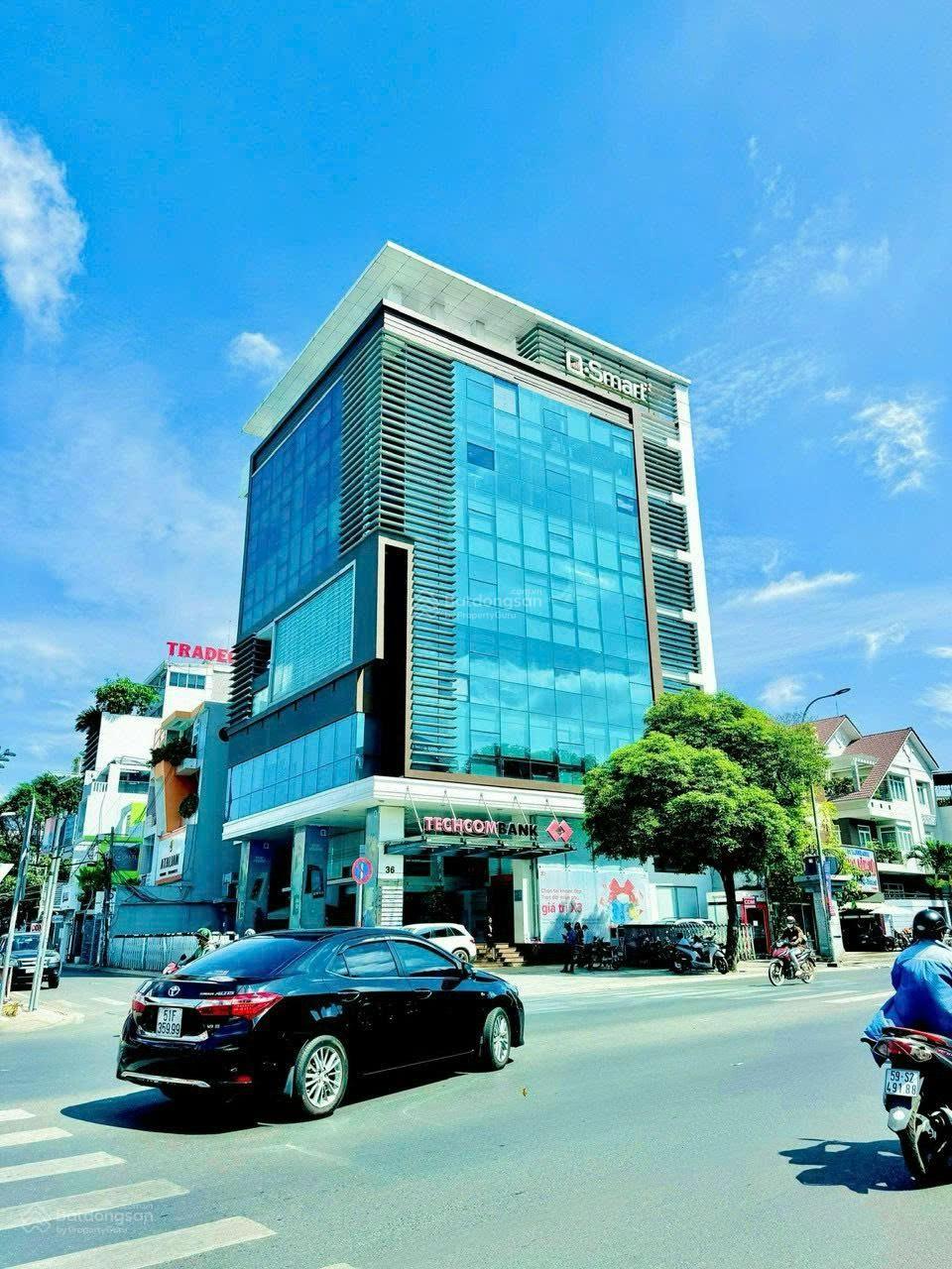 Vào xem gấp! Building ngay Tên Lửa - Bình Tân - 10 x 20m, hầm 6 tầng, thuê: 200tr/th, giá 35,5 tỷ