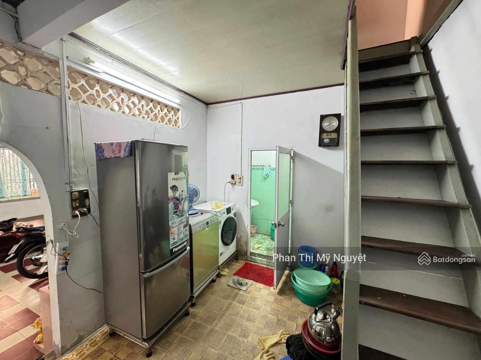 Siêu rẻ! Cách vài căn ra HXH Hoàng Hoa Thám, BT, DT: 5,2 x 13m, GPXD: 4T, chỉ 7,7 tỷ TL, 0903 155 ***