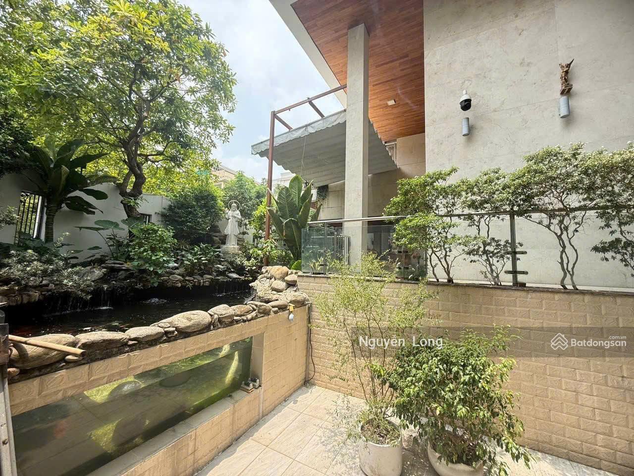 Bán Biệt Thự Góc 2 Mặt Hẻm Xe Hơi Cách Mạng Tháng Tám 18x25 Hầm 4 tầng giá giảm còn 85 tỷ