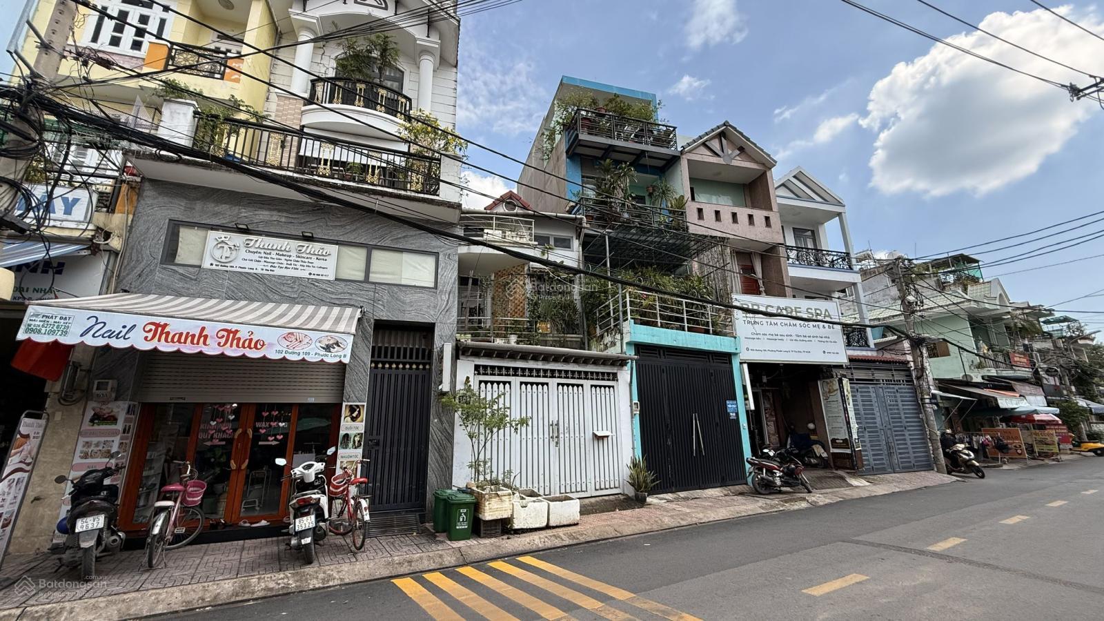 Bán nhà Đỗ Xuân Hợp DT 125m2 full thổ cư đường nhựa vỉa hè. Giá 9,x tỷ