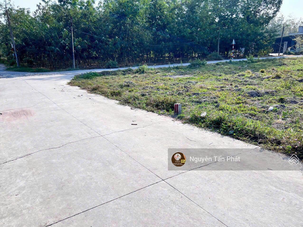10x20 gần KCN. 2 mặt tiền đường bê tông. 760tr