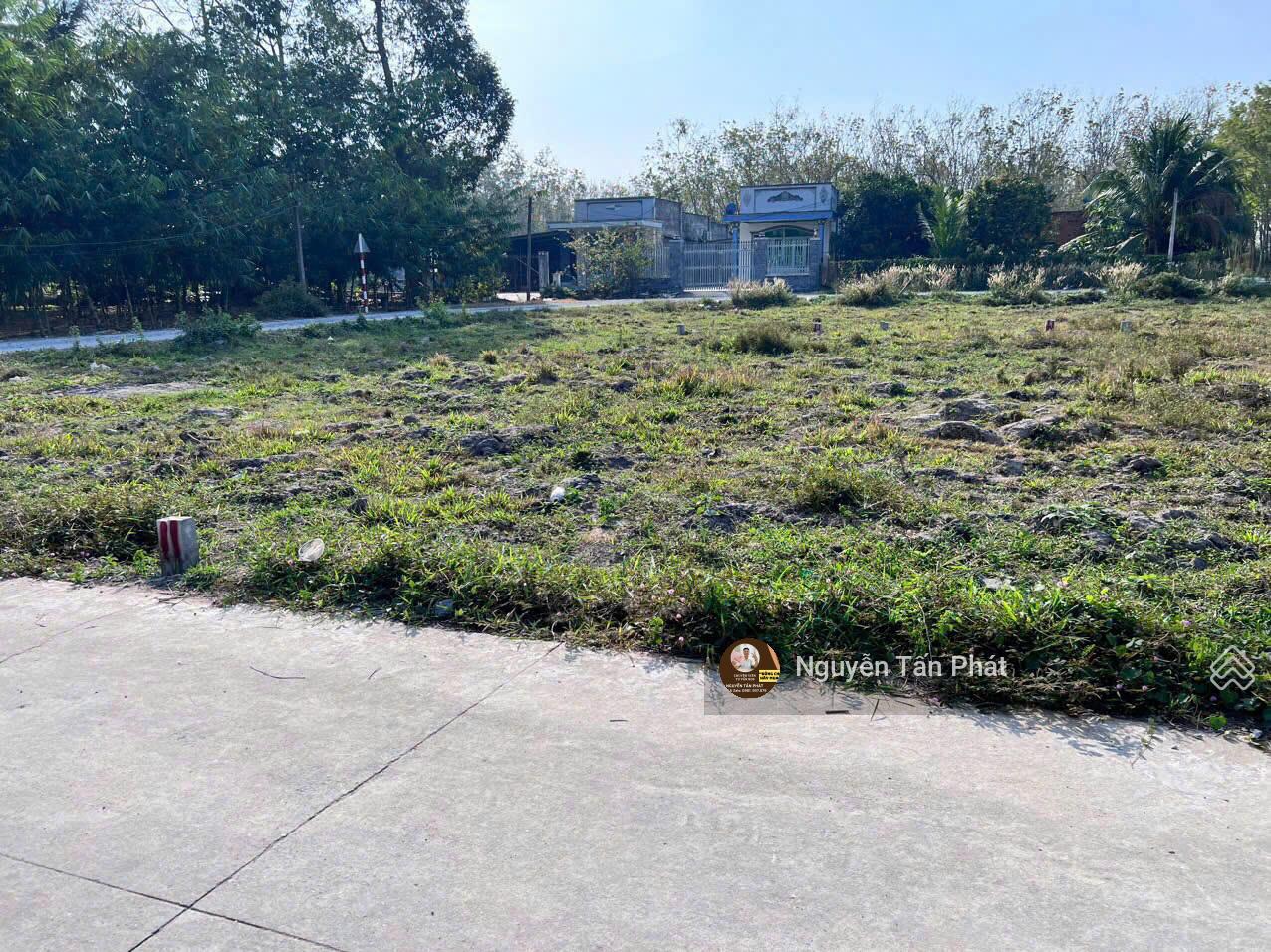 10x20 gần KCN. 2 mặt tiền đường bê tông. 760tr