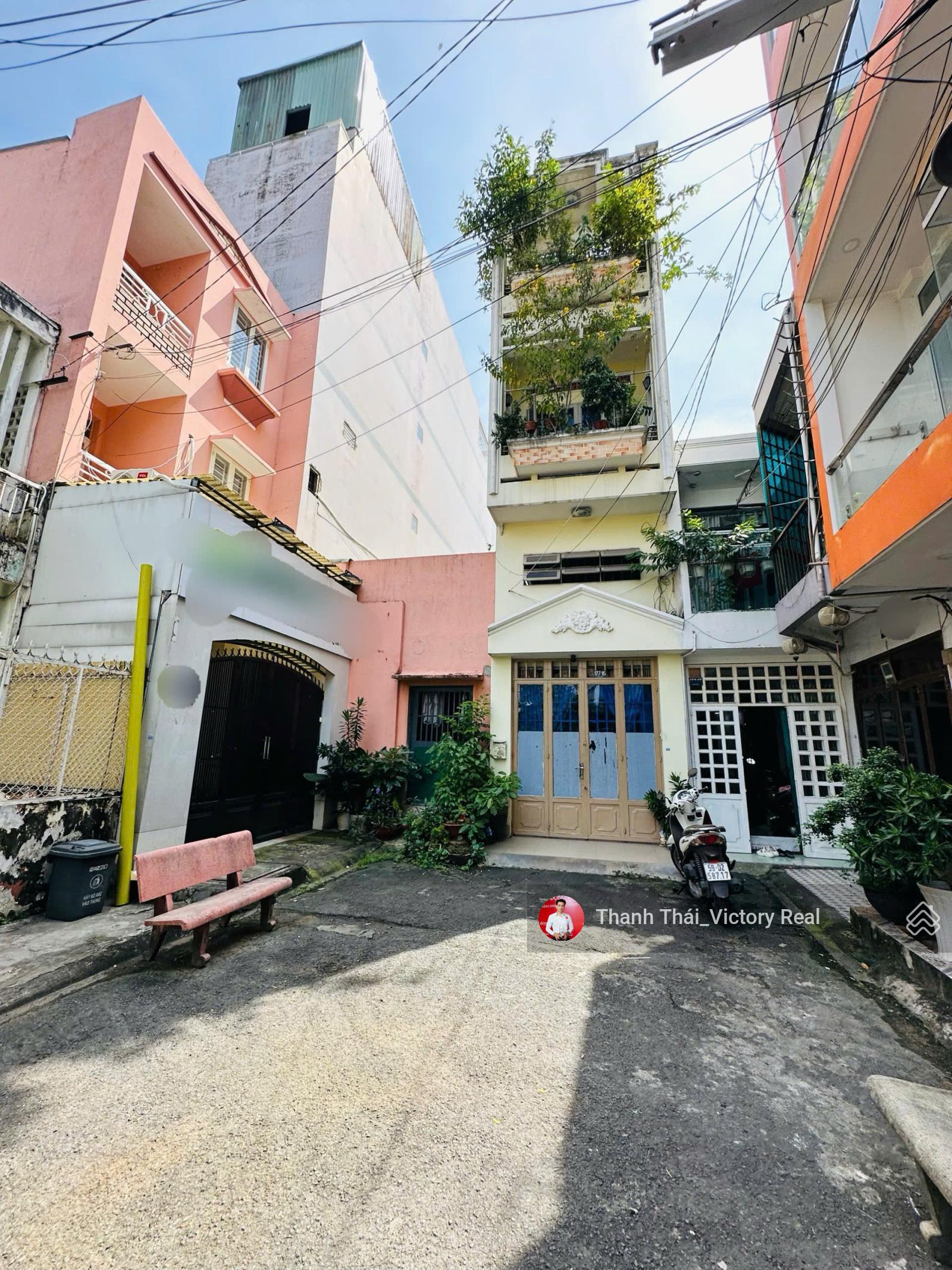 Bán nhà HXH 8m Đồng đen cách mặt tiền 20m, DT: 4 x 18m CN 71.5m2, 4 tầng - 11.5 tỷ TL