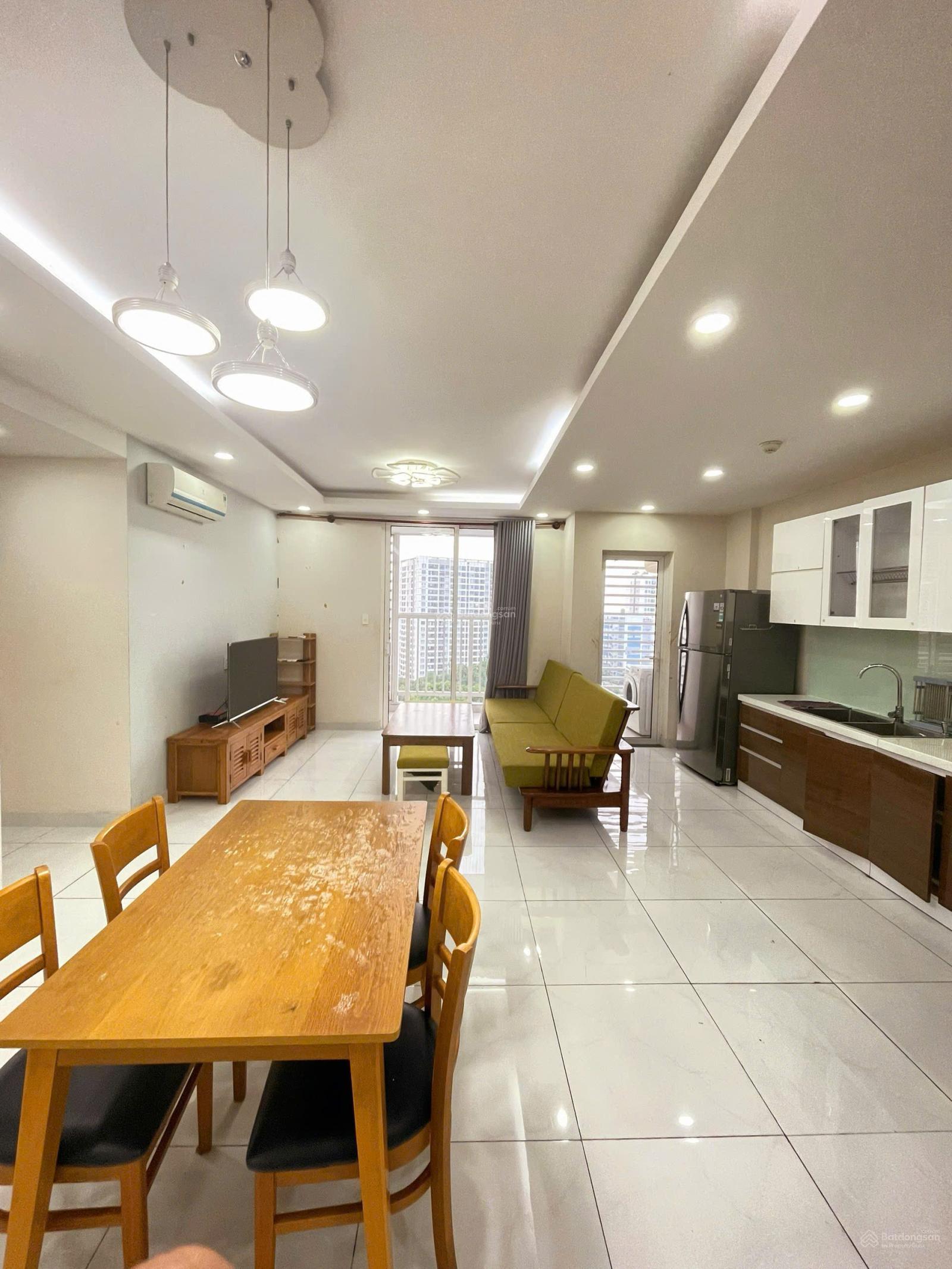 Cho thuê căn hộ Orchard Garden ( gần sân bay ) 90m2, 3pn 2wc Full NT giá 21tr , LH : 0933 481 ***