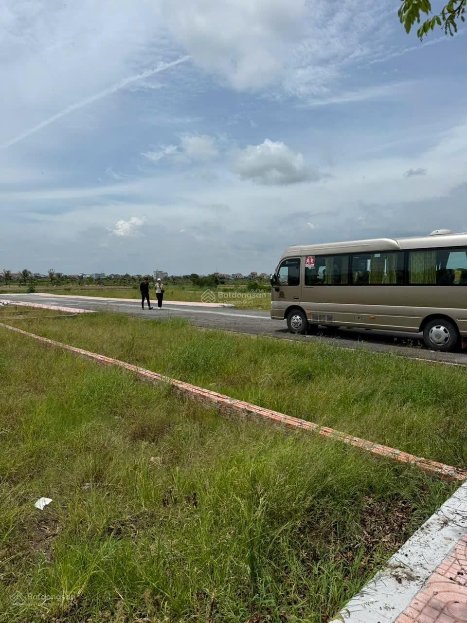 Bán Lô Góc View Biển Đối Diện Flamingo & Quảng Trường Biển Quất Lâm Giá Chỉ 2,5 Tỷ Bán Lô Góc View Biển Đối Diện Flamingo & Quảng Trường Biển Quất Lâm Giá Chỉ 2,5 Tỷ