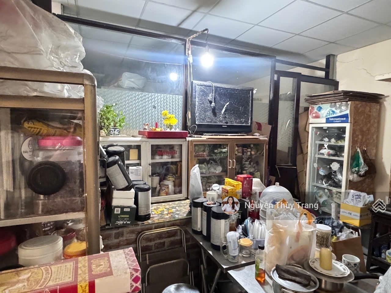 Mặt Tiền Đường Nguyễn Văn Mại, 195m2, nở hậu 10m, nhà nát tiện xây, 39.9 tỷ ( Còn TL )