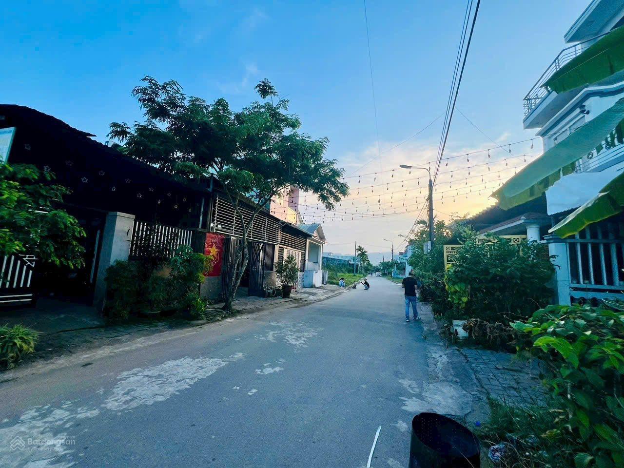 Bán lô đất đẹp tại khu tái định cư Đà Nẵng, khu dân cư đã đông đúc - cạnh khu du lịch Bà Nà Hills