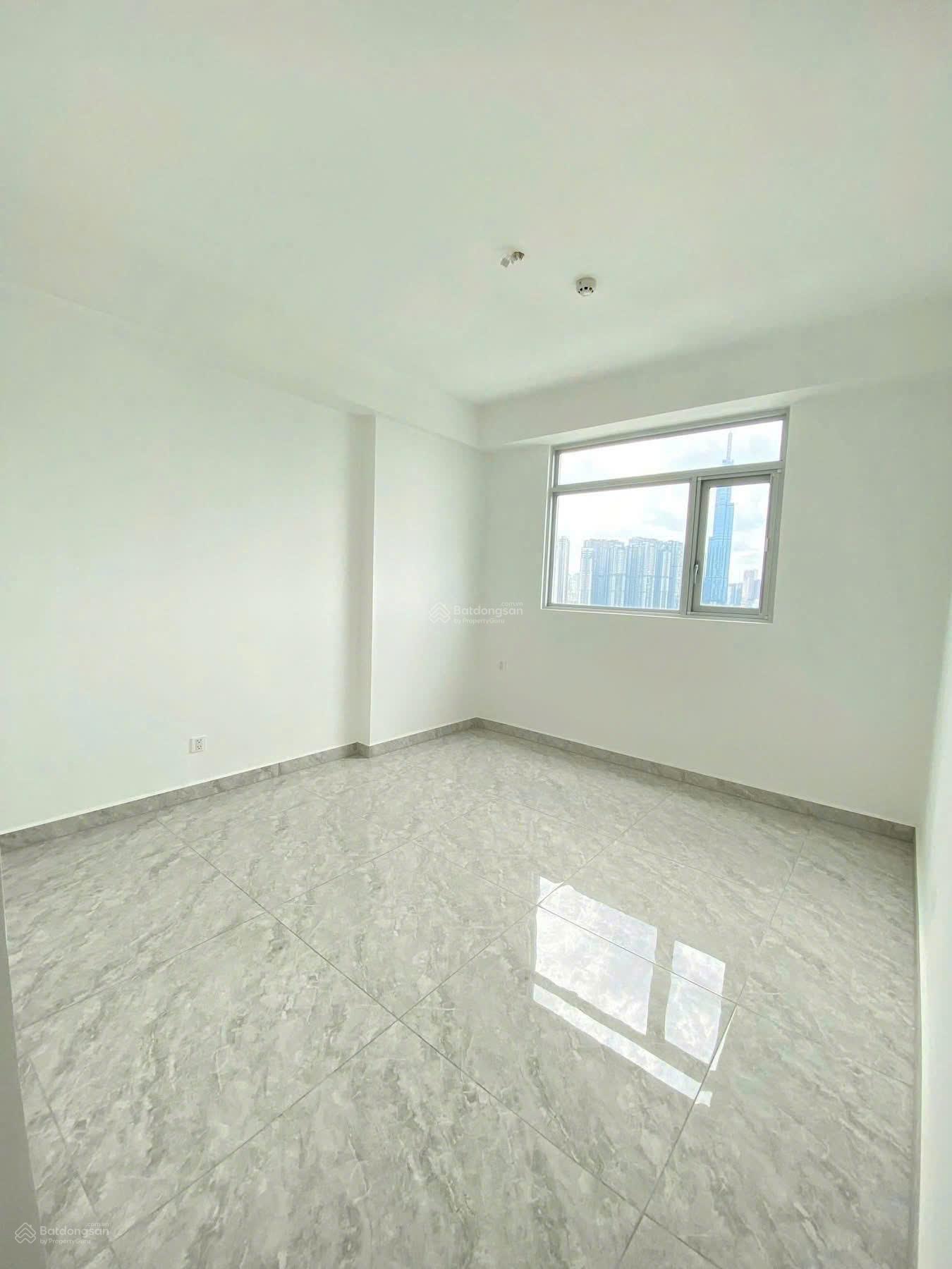 Còn 4 căn duy nhất 2 PN, giá từ 6,08 tỷ - Thanh toán 30% nhận nhà, nhà mới 100%, có chỗ đậu xe ô tô Còn 4 căn duy nhất 2 PN, giá từ 6,08 tỷ - Thanh toán 30% nhận nhà, nhà mới 100%, có chỗ đậu xe ô tô