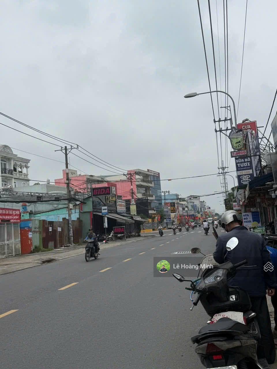 Nhà phố 3 tầng 4,5m x 31m. Mặt tiền Đường Nguyễn Ảnh Thủ khu sầm uất