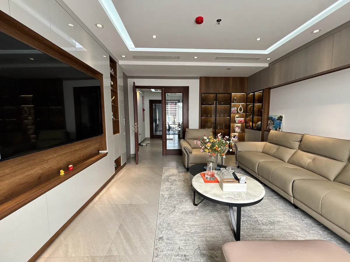 Nhanh tay sở hữu nhà hoàn thiện đẹp Văn Khê, HĐ: Vị trí hiếm, lợi KD mở cửa tiền vào 83m2 5T 22 tỷ Nhanh tay sở hữu nhà hoàn thiện đẹp Văn Khê, HĐ: Vị trí hiếm, lợi KD mở cửa tiền vào 83m2 5T 22 tỷ