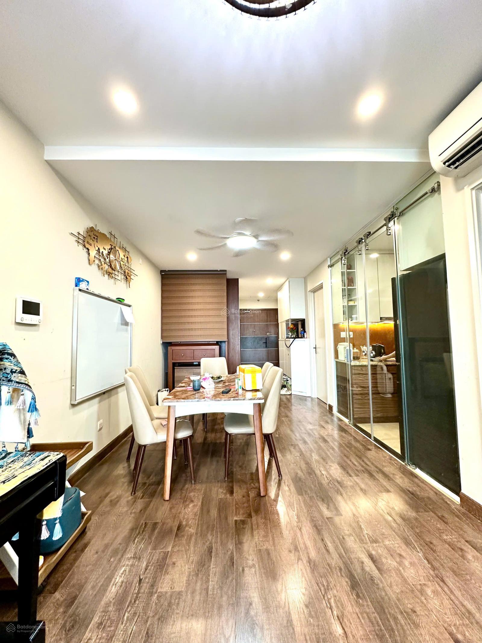 Giá tốt tôi cho thuê căn hộ 2 ngủ, DT 65m2, đủ đồ, nhà thoáng mát giá 13.5tr/th tại Gold Season Giá tốt tôi cho thuê căn hộ 2 ngủ, DT 65m2, đủ đồ, nhà thoáng mát giá 13.5tr/th tại Gold Season