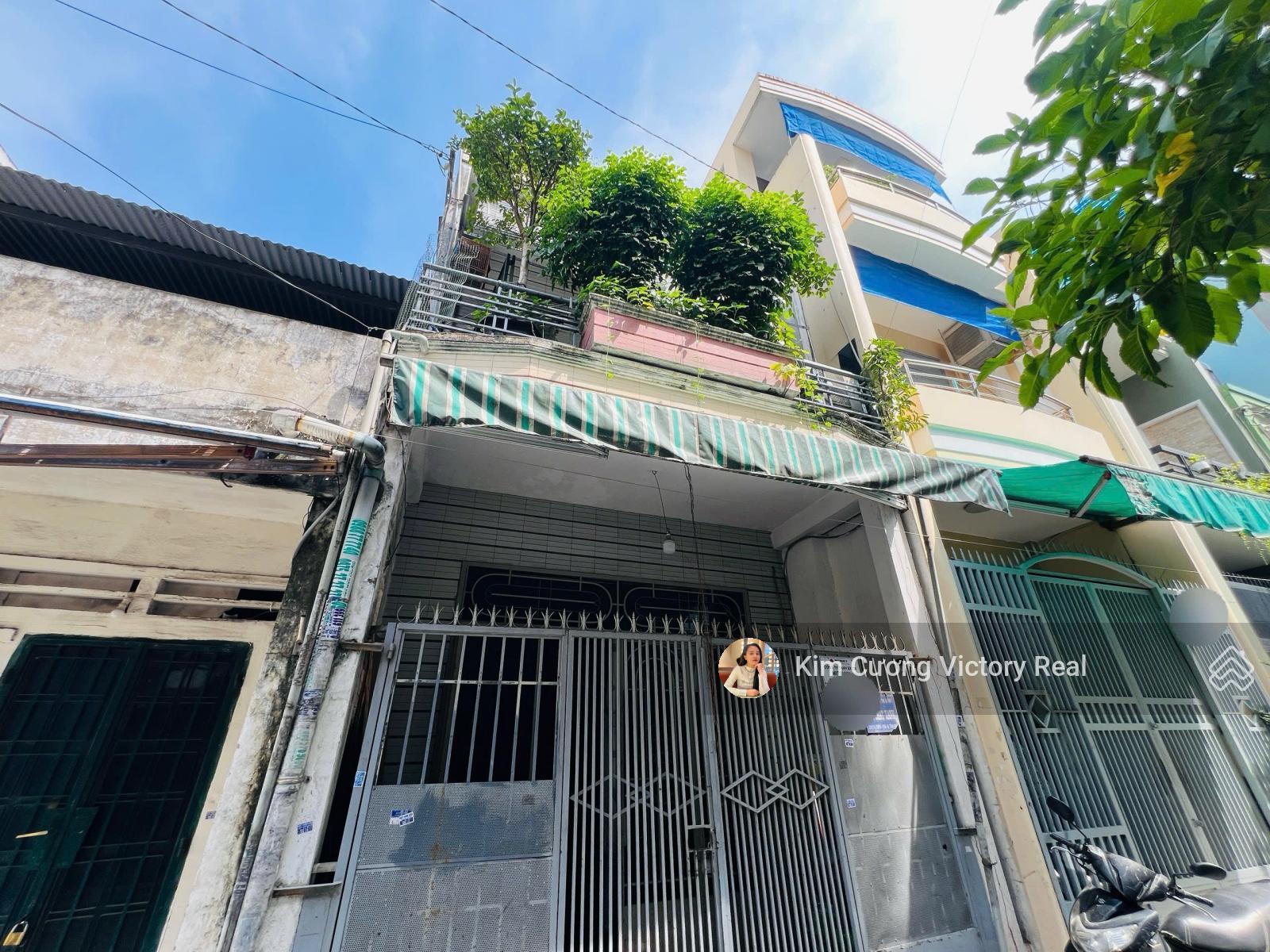 Bán nhà 2 mặt tiền hẻm xe hơi 5m Đồng Đen, thông Nguyễn Hồng Đào - 4x15m nở hậu 4.5m - chỉ 8.5 tỷ