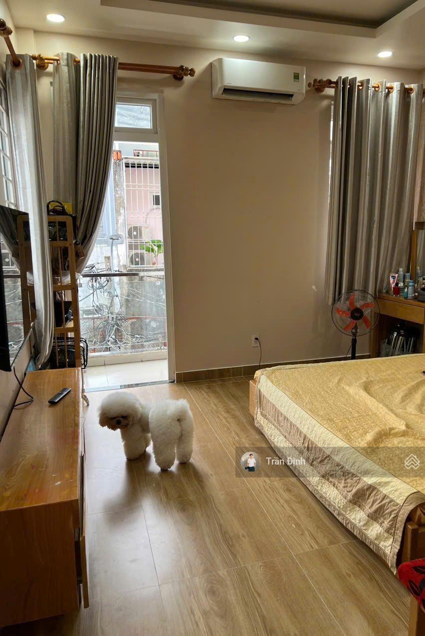 Chuyển công tác! Cần bán căn nhà hẻm 1/ Nguyễn Xí - Hẻm ô tô 7 chỗ - Thiết kế 3 tầng kiên cố