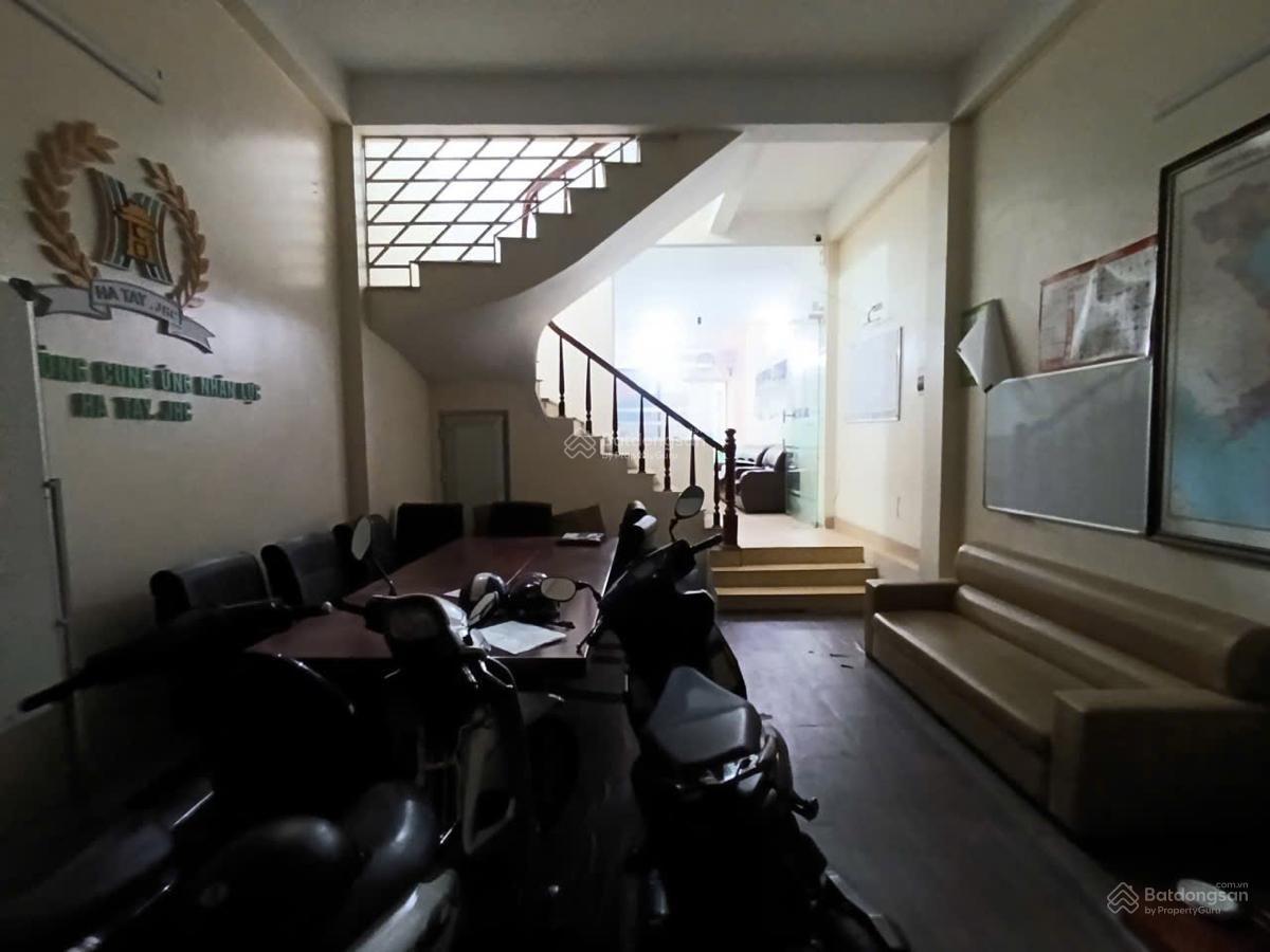 Liền kề, Vỉa hè, ô tô trách, kinh doanh. 178 Đại Mỗ, 76m2*4 tầng, Ở Ngay, Tiềm năng tăng giá mạnh.